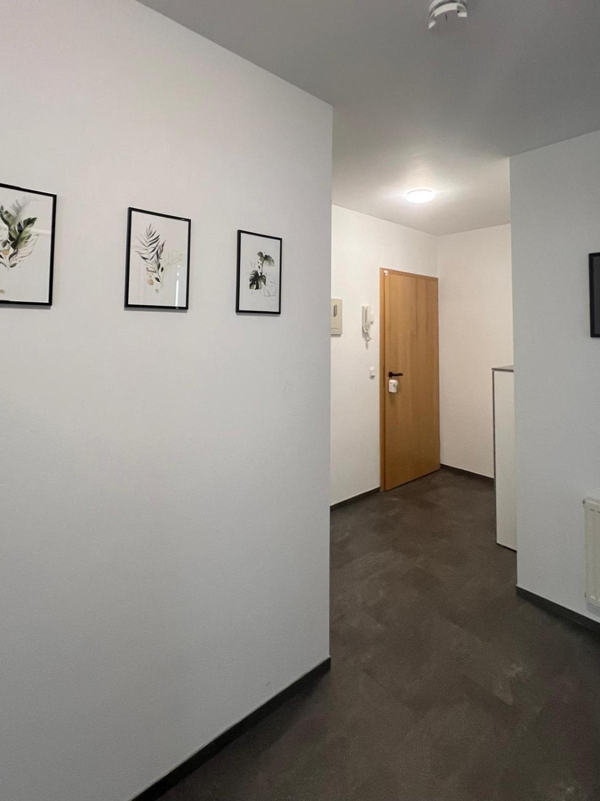 Pv Apartment *